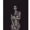 Kim Kardashian, após críticas de Chloë Moretz, posta novas fotos nuas no Instagram