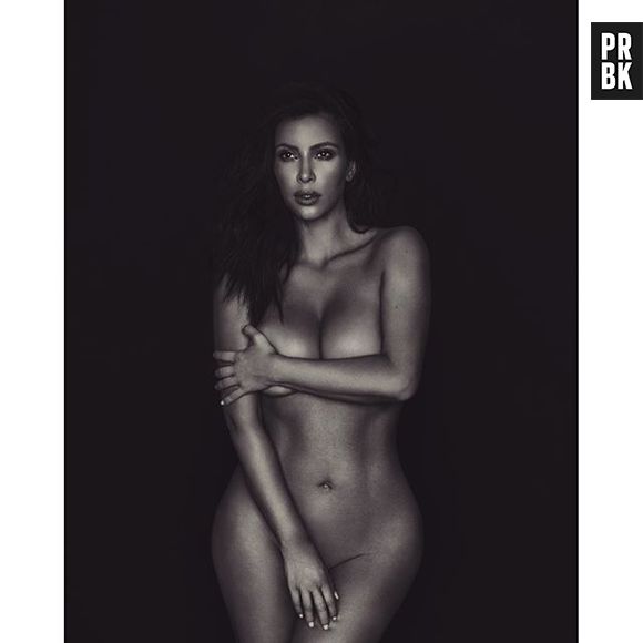 Kim Kardashian, após críticas de Chloë Moretz, posta novas fotos nuas no Instagram