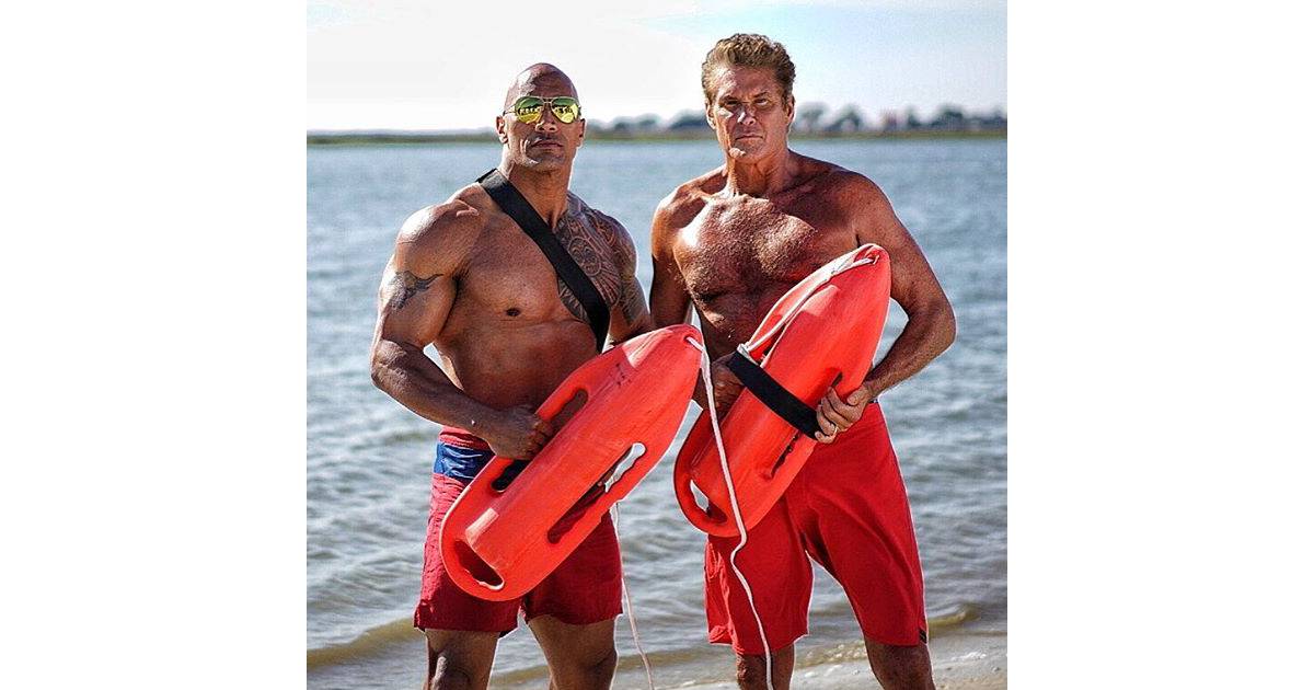 S.O.S. Malibu, com Dwayne Johnson e Zac Efron, ainda não ...