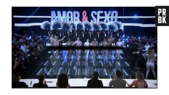 Uma das surpresas da estreia de "Amor e sexo", foi um grupo de pessoas que ficaram peladas em pleno palco