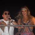 PSY dividiu o trio elétrico com Claudia Leitte no Carnaval de Salvador, na Bahia em 2013