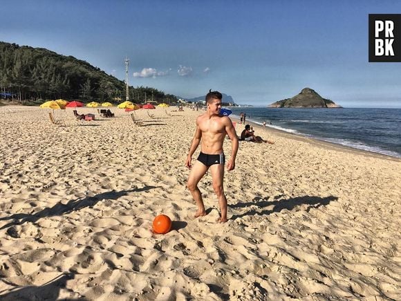 Biel fez todo mundo babar com essa foto em uma praia do Rio de Janeiro