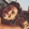 Rodrigo Simas é irmão de Felipe Simas, que viveu o mocinho Jonatas em "Totalmente Demais", e de Bruno Gissoni, também ator da Globo