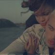 O hit "We Found Love", parceria entre Rihanna e Calvin Harris, foi eleito o hit do século!