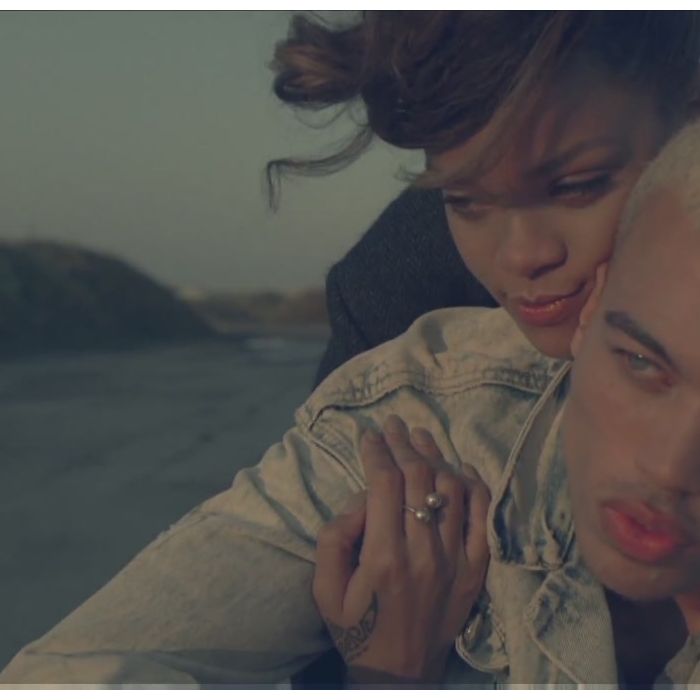 O hit &quot;We Found Love&quot;, parceria entre Rihanna e Calvin Harris, foi eleito o hit do século!