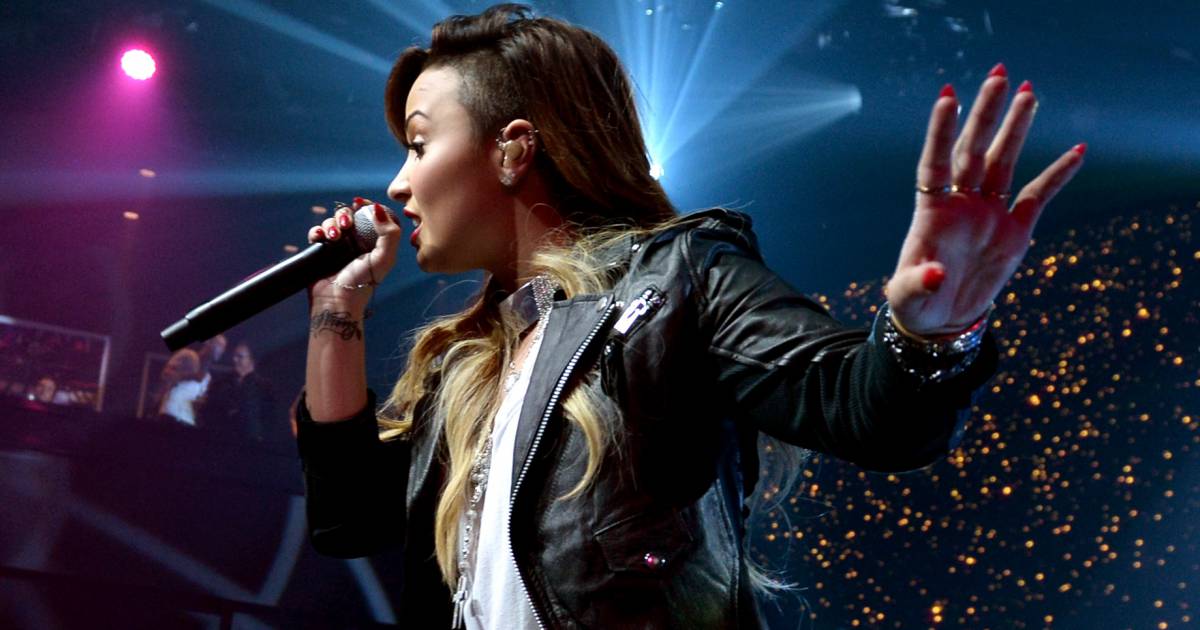 Demi Lovato fará shows no Brasil com a The Neon Lights Tour - Purebreak