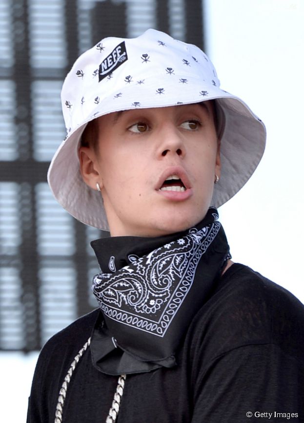 Justin Bieber usou um chapéu de gosto duvidoso no festival de música Coachella
