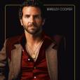 Bradley Cooper é um policial do FBI no filme "American Hustle"