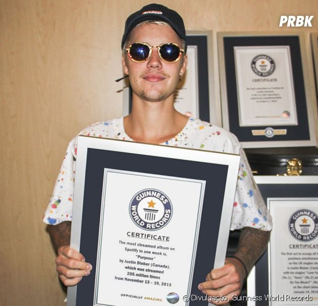 Justin Bieber é o cantor mais jovem a estrear no Hot 100 da Billboard