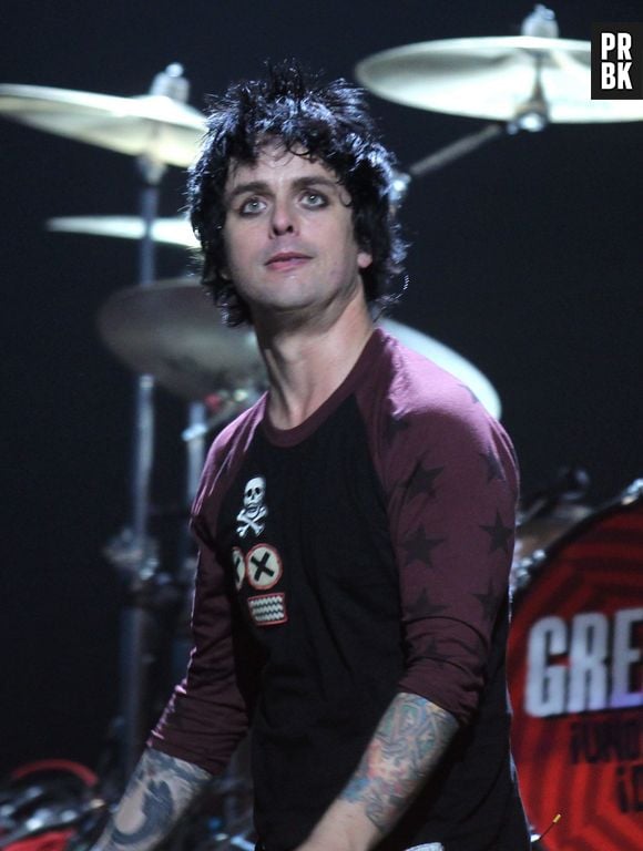 Billie Joe, vocalista do Green Day, fará o namorado de Leighton na história. Essa é a estreia dele como ator.