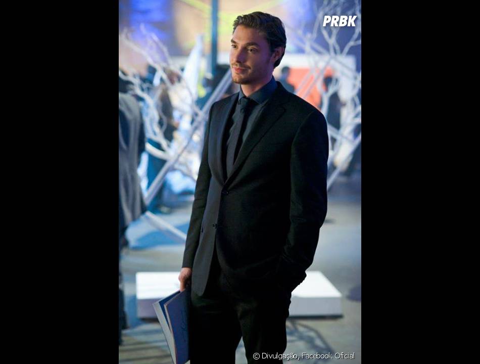 O Parceiro De Catherine Kristin Kreuk Evan Max Brown Foi Uma Das Vitimas Da Primeira Temporada De Beauty And The Beast Purebreak