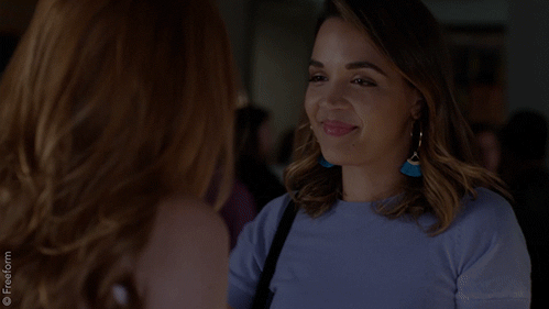 Georgie Flores interpretará a melhor amiga de Bella Thorne em "Famous in Love"