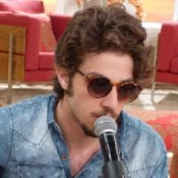 Revelação em "Império", Chay Suede compõe música sobre a trama