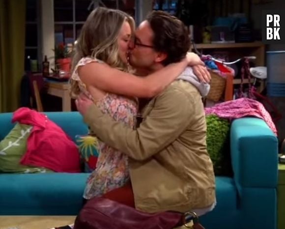 Em "The Big Bang Theory", Penny (Kaley Cuoco) aceitou o pedido de casamento de Leonard (Johnny Galecki)