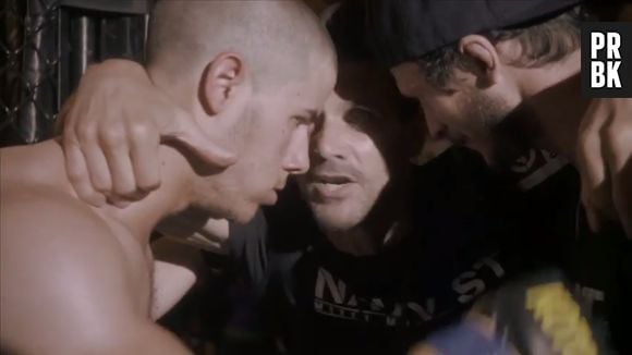 Nate (Nick Jonas), Alvey (Frank Grillo) e Jay (Jonathan Tucker) se ajudam em "Kingdom"