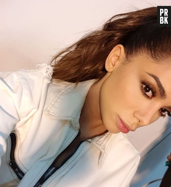 Anitta conta que quer fazer pelo menos um clipe na neve