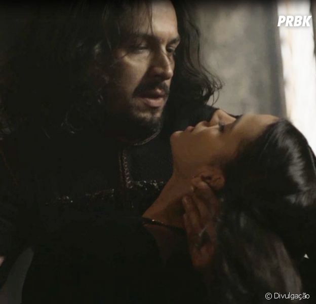 Em "Deus Salve o Rei", Afonso (Romulo Estrela) é pressionado a se casar com Catarina (Bruna Marquezine)