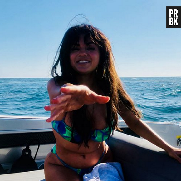 Selena Gomez faz live no Instagram e revela que seu novo CD terá muitas parcerias