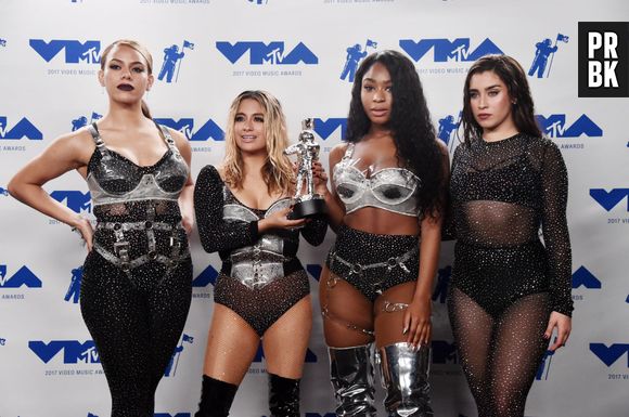 Dinah Jane revela que na época do Fifth Harmony precisava segurar seu potencial para agradar os produtores