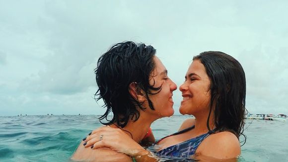 Maisa Silva e Nicholas Arashiro completam 1 ano juntos e comemoram da forma mais fofa possível!