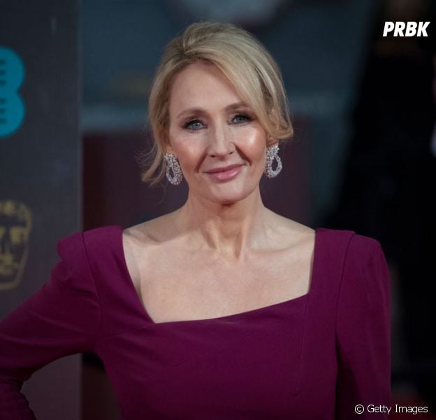 J.K. Rowling rebate críticas de que teria sido racista ao escolher atriz que irá interpretar Nagini em "Animais Fantásticos: Os Crimes de Grindewald"
