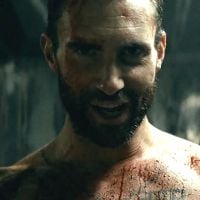 Adam Levine aparece pelado e em cenas ousadas no novo clipe do Maroon 5!