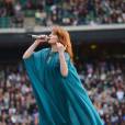 Outra artista que este ano se apresenta no evento é a poderosa Florence Welch, junto com sua banda Florence and the Machine, no sábado (14)