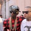 Mc Guimê e Soulja Boy ostentando, enquanto gravam o videoclipe de "Brazil We Flexing"