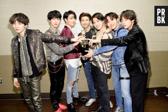 "The Notes 1" será o primeiro livro do grupo BTS