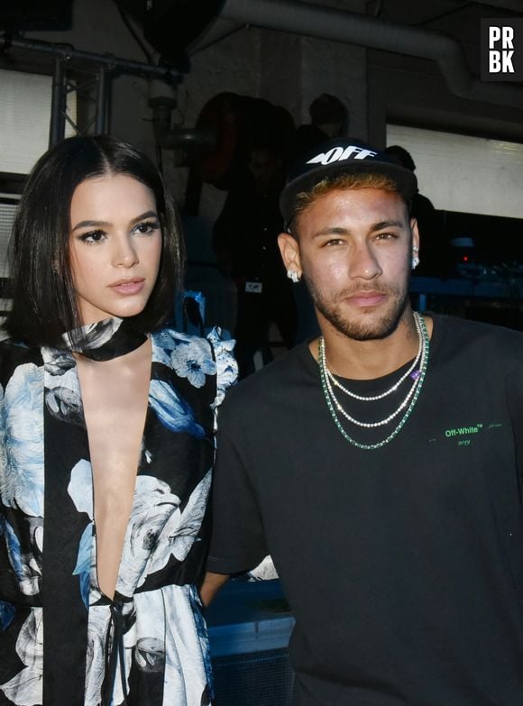 Bruna Marquezine fala sobre namoro com Neymar Jr.