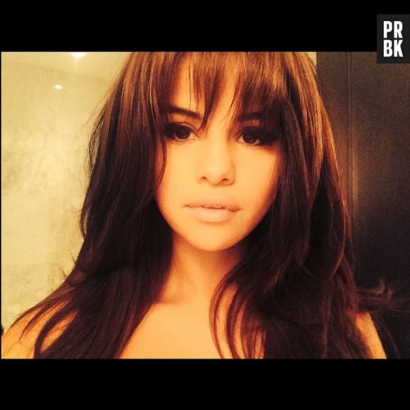 Selena Gomez comenta que adultos fazem bullying com ela