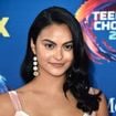Camila Mendes pediu para os seus fãs brasileiros a ensinarem algumas gírias e o resultado foi esse: