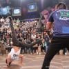 Durante o "Altas Horas", Rodrigo Simas vai jogar capoeira com seuu irmão Bruno Gissoni