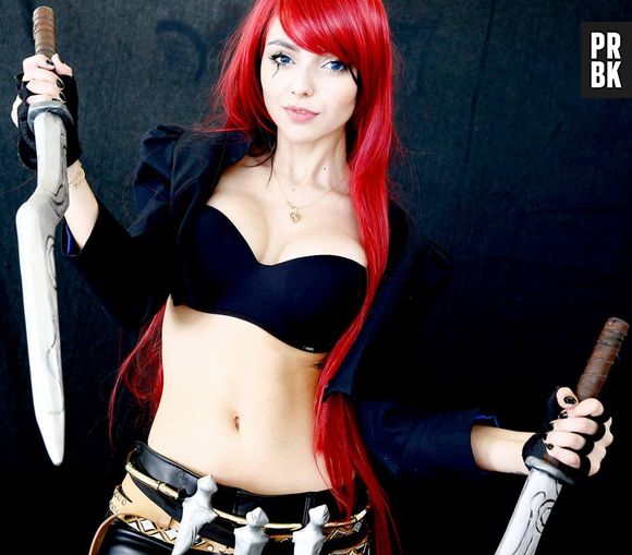 Um dos Cosplays da morena foi a Katarina de "League Of Legends"