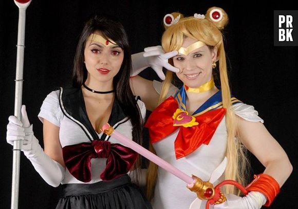 Nyvi Estephan fantasiada de Sailor Pluto