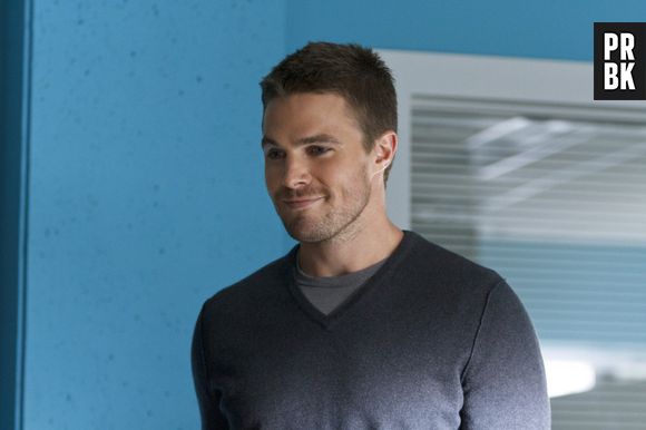 Já pensaram ter um Oliver Queen (Stephen Amell), de "Arrow", como namorado? Faça o teste e descubra se ele seria seu prometido!