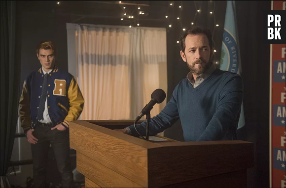 "Riverdale": sumiço de Fred (Luke Perry) será explicada na série