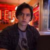 Jughead (Cole Sprouse) descobre identidade do Rei Gárgula em "Riverdale"