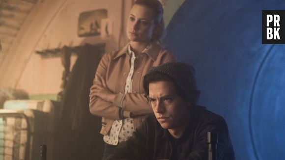 "Riverdale": Betty (Lili Reinhart) e Jughead (Cole Sprouse) descobrem que Jason pode estar vivo!