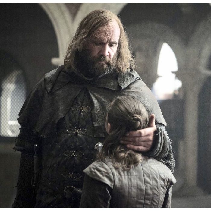 Final &quot;Game of Thrones&quot;: Arya (Maisie Williams) desiste de vingança por causa de conselho do Cão de Caça (Rory McCann)