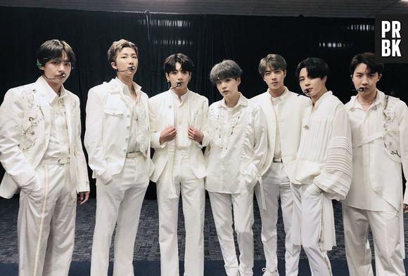 Qual música do BTS você mais quer ver ao vivo na "LOVE YOURSELF: SPEAK YOURSELF"?