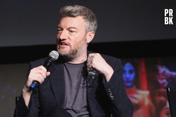 "Black Mirror": Charlie Brooker, criador da série, disse que veremos um "crossover Marvel-DC que ninguém estava esperando"