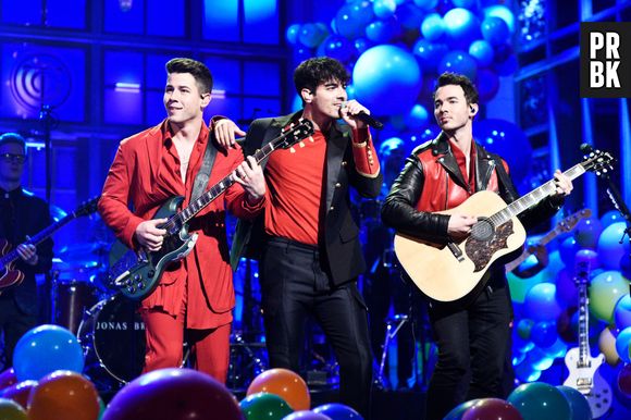 Jonas Brothers deixaram muitos fãs contentes quando anunciaram o retornor