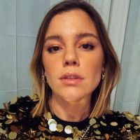 Alice Wegmann faz ensaio nu e arrasa falando sobre autoaceitação e empoderamento