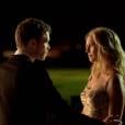 Klaus (Joseph Morgan) é apaixonado por Caroline (Candice Accola), a recente ex de Tyler (Michael Trevino) em "The Vampire Diaries"