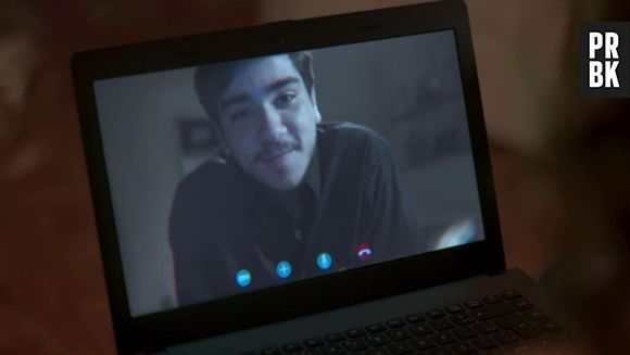 "Malhação": Tadeu (João Fernandes) diz para Rita (Alanis Guillen) que encontrou Dona Isaura (Anja Bittencourt)