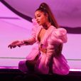 Fãs acreditam que Ariana Grande está pronta para lançar clipe novo após post