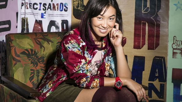 Ana Hikari mudou o visual para viver nova fase da Tina em "As Five"