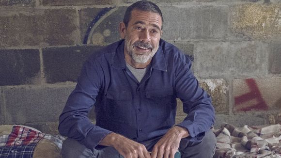 Jeffrey Dean Morgan já avisou que os fãs vão se surpreender com o "novo Negan" em "The Walking Dead"