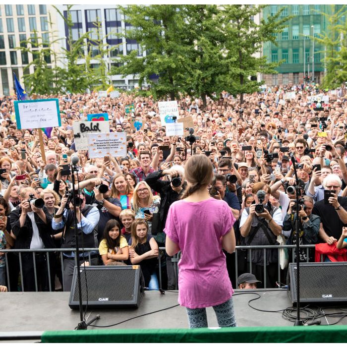 Greta Thunberg tem mobilizado pessoas do mundo inteiro com o seu discurso a favor do meio ambiente